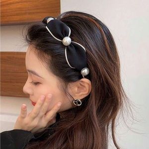 Pearl Detail Head Band